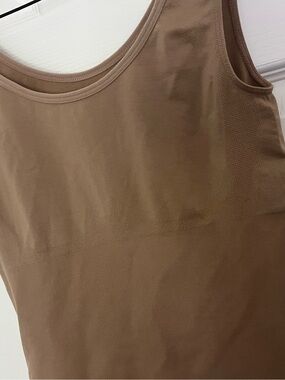 3 Seamless compression control shape wear size M
